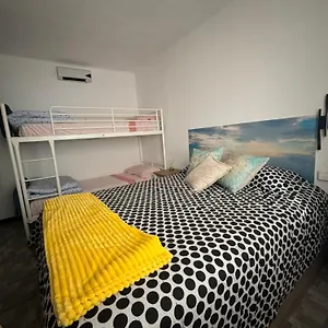 https://bonito-apartamento-en-santa-margarita.topcostabravahotels.com