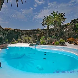 https://magmamia.puertodelcarmen-hotels.org